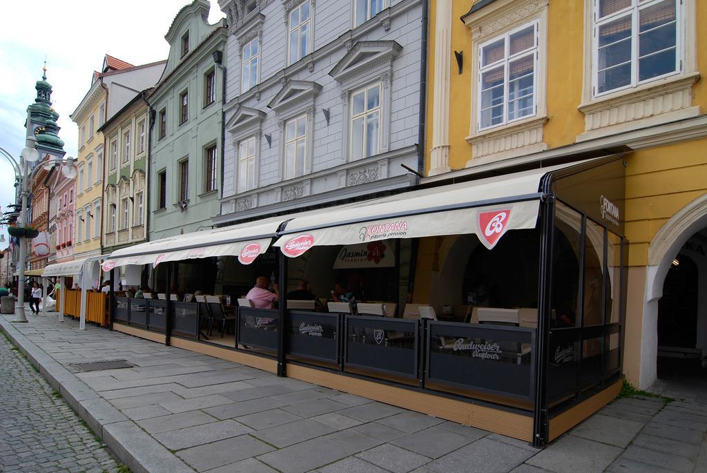 Fontana Pizzeria - Pension Ceske Budejovice Exteriör bild