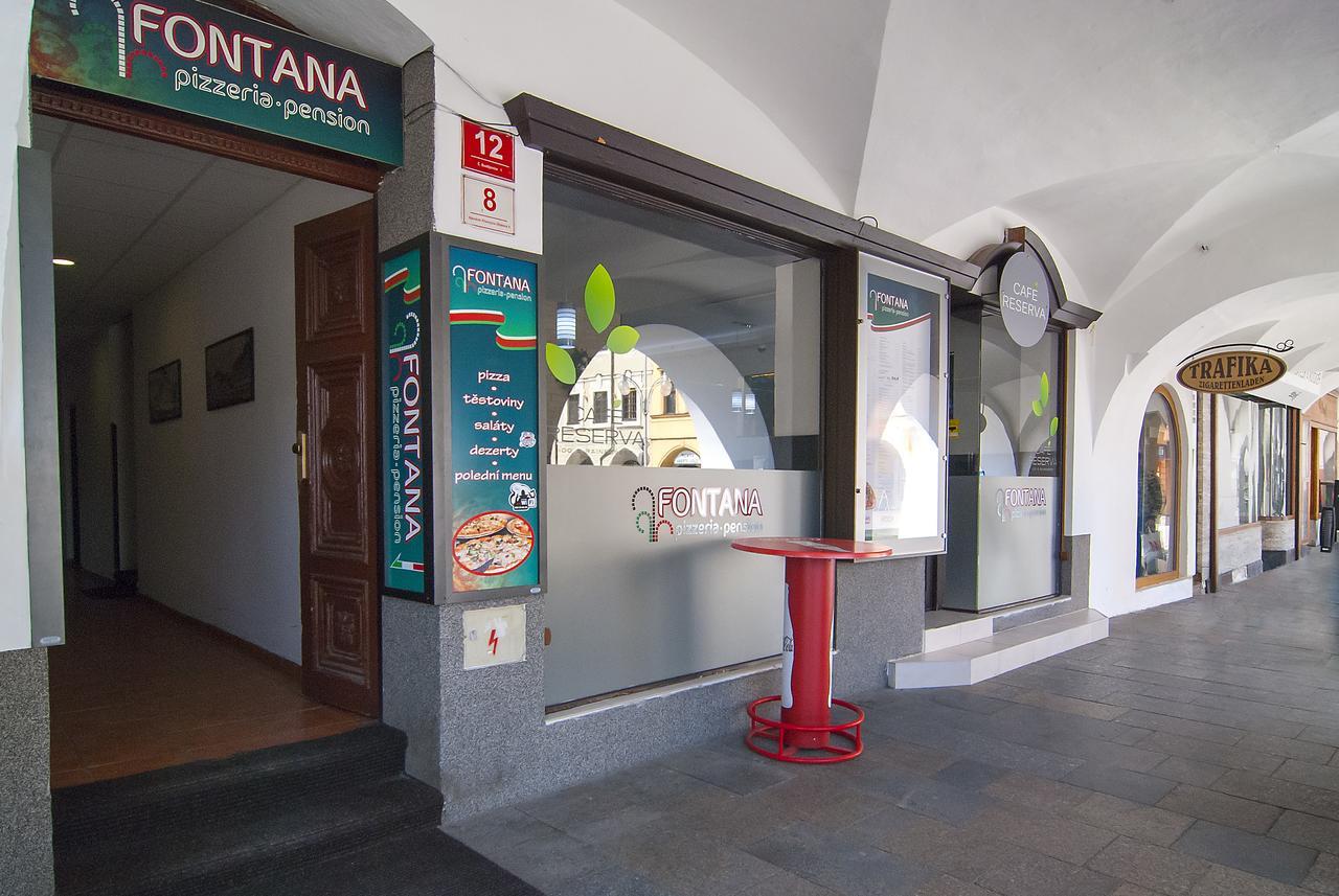 Fontana Pizzeria - Pension Ceske Budejovice Exteriör bild